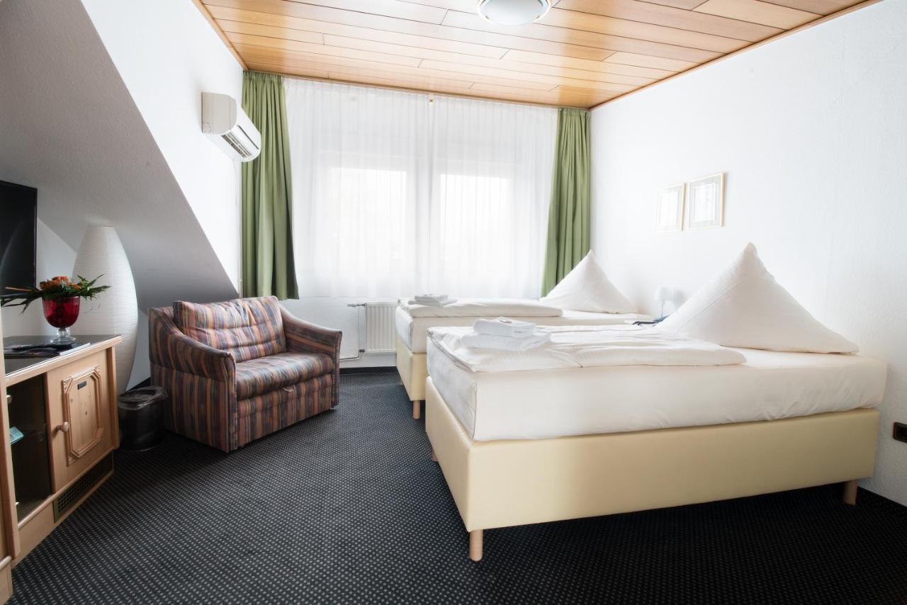 Hotel Zum Eisenhammer Oberhausen  Exterior foto